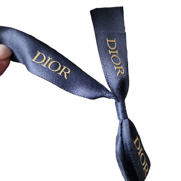 DIOR Detailed Empty Gift Box includes Blue & Gold Ribbon & Perfume Insert - Picture 3 of 13